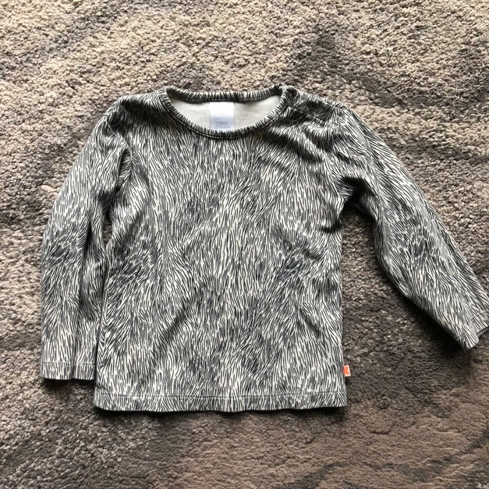 Tiny Cottons long sleeve “Fur” tee, like new 2t